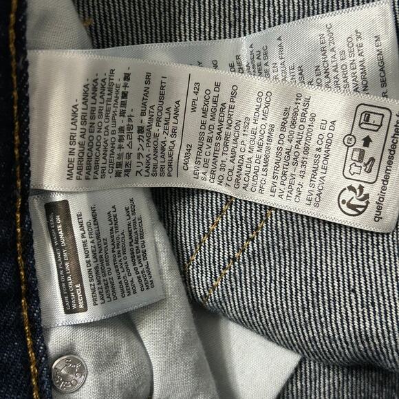 NEW Free People x Levi's XL Culotte Dark Blue Wash Shaded View Jeans Size 25 / 4 - Picture 9 of 12